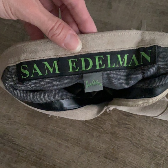 NWOB Sam Edelman Flat Suede Fringe Booties, size 8 - Picture 3 of 4